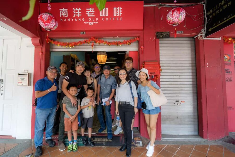 Singapore: Chinatown Hawkers Food Tour with 7 Food Tastings - Your 7 included tastings (and the Secret Dish) explained