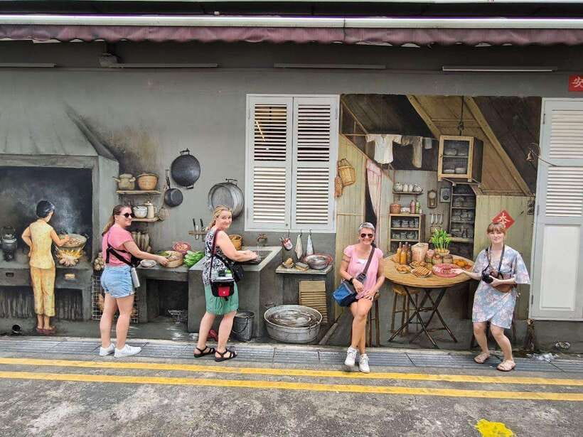 Singapore: Chinatown Historic Walking Tour with Lunch - Thian Hock Keng Temple: the 1821 anchor point