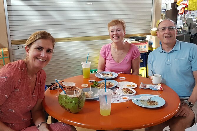 Singapore Chinatown Private Food Tour - Chinatown Street Market: vegetables, then popiah and rice rolls