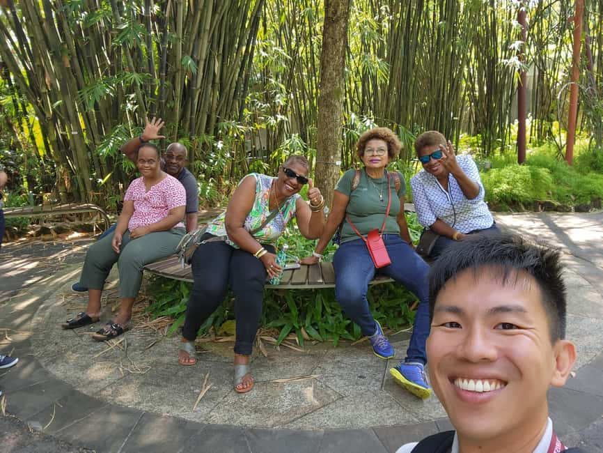 Singapore: Customized Private Tours (Car/Bus/Walking) - A sample route that often includes Marina Bay Sands and skyline views
