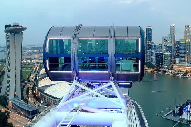Singapore Flyer Tickets with Time Capsule - The Singapore Flyer ride: how to get the best photos and views