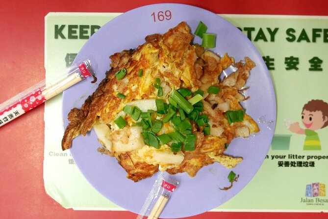 Singapore Foodie Experience Guided Tour with 5 dishes Tasting - Practical tips before you go hungry
