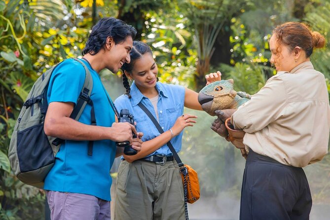Singapore Gardens by the Bay & Jurassic World with Hotel Pick up - A 3-hour sampler of Gardens by the Bay and Jurassic World
