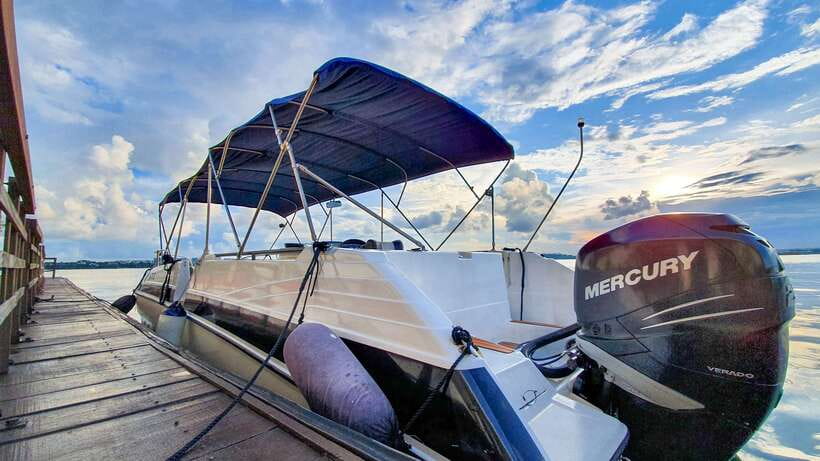 Singapore: Guided Boat Tour and Kelong Fish Farm Visit - Why This 3-Hour Kelong Boat Tour Feels Like Another Singapore
