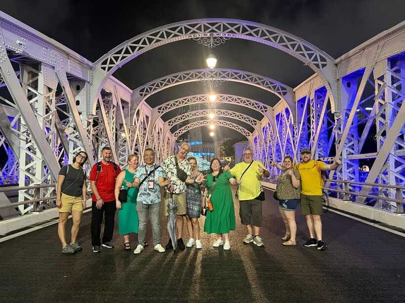 Singapore: Guided Street Food Tour at Night - Clarke Quay at night: where the food tour starts