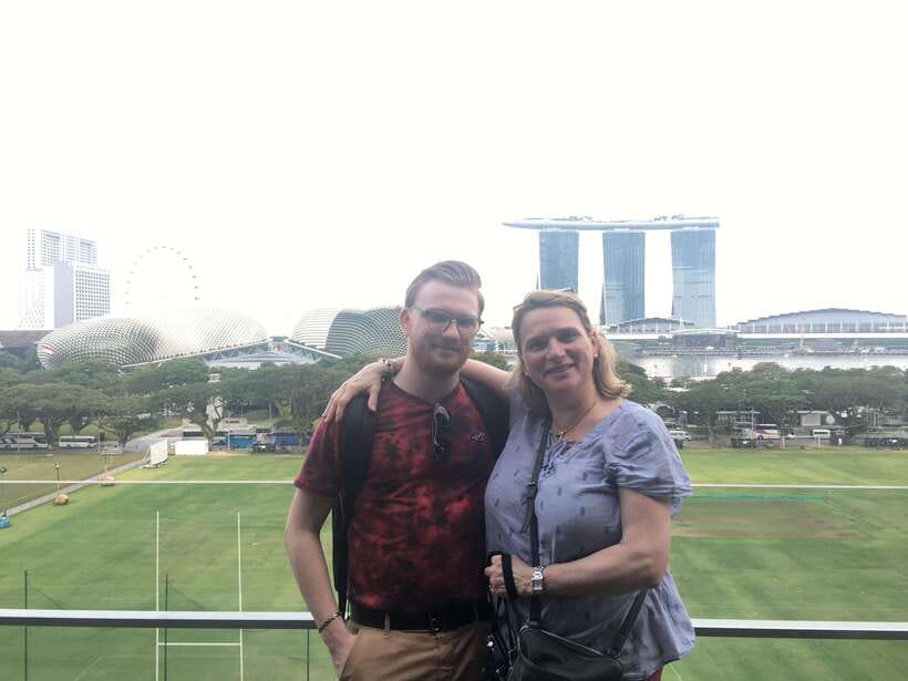 Singapore: Highlights & Hidden Gems Walking Tour - Quick highlights before you go