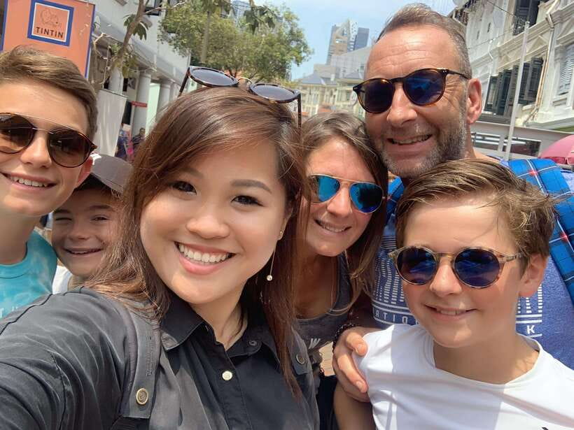 Singapore: Highlights & Hidden Gems Walking Tour - Customizing the tour and getting advice beyond the route