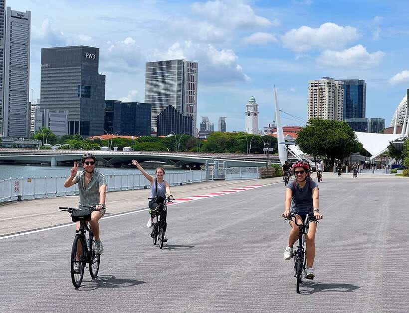 Singapore: Historical Half-Day Bike Tour - Key things that make this tour work