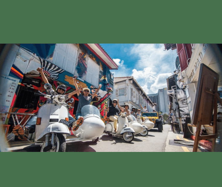 Singapore: Kampong Glam & Civic District Vespa Sidecar Ride - The Kampong Glam circuit: Haji Lane, Bussorah Mall, and Sultan Mosque