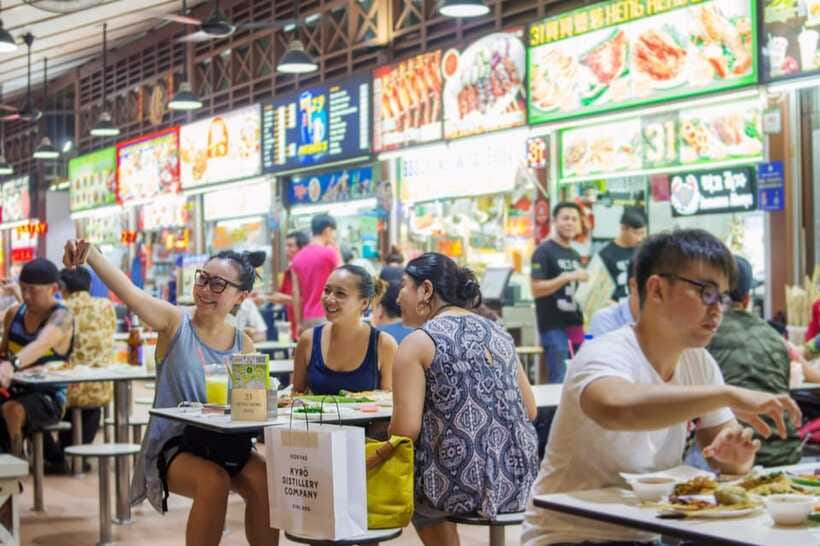 Singapore: Local Street Food Tasting Tour - Little India: the longer stop for tasting and noticing