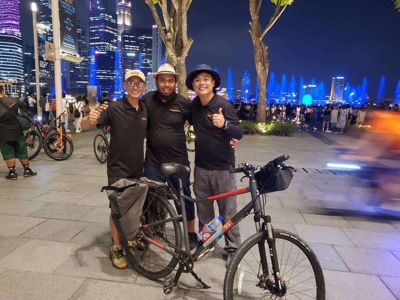 Singapore: Marina Bay Night Tour by Bicycle - The route: Marina Bay promenade to Kallang River and National Stadium