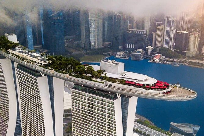 Singapore: Marina Bay Sands SkyPark Observation Deck E-Ticket - The deck experience: 360° views and how to use the space