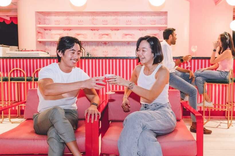 Singapore: Museum of Ice Cream Entrance Ticket - Unlimited ice cream at 5 dessert stations: how to taste smarter