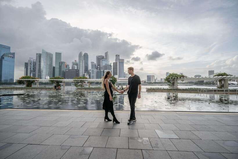 Singapore Photography: Marina Bay Sands & Gardens by the Bay - Marina Bay Sands: Getting the Iconic Angles Without the Scavenger Hunt