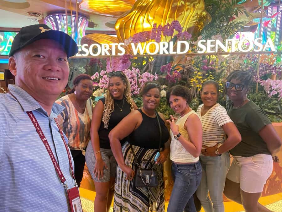 Singapore: Private Customizable Singapore Tour - Gardens by the Bay: the iconic walk, with room to reset