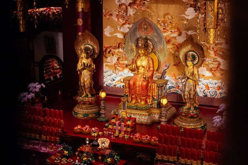 Singapore: Private Tour w/ Locals – Highlights & Hidden Gems - Hidden surprises: local markets and everyday Singapore scenes