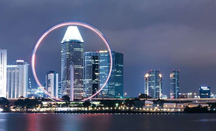 Singapore: Private Walking Tour with a Local - MRT and getting around: the time-saving skill you’ll feel immediately