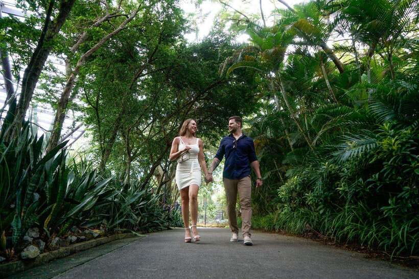 Singapore: Professional photoshoot at Gardens by the Bay - Should You Book This Gardens by the Bay Photoshoot?