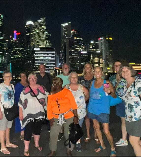 Singapore: River Cruise and Merlion Park Guided Tour - Tips to Make the Night Feel Smooth (Not Like a Line)
