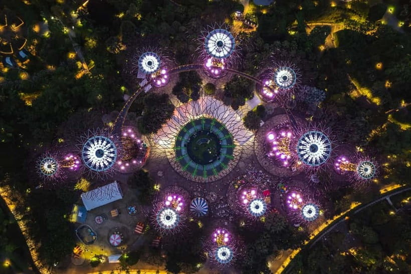 Singapore River Cruise, Garden Rhapsody & Spectra by CYT - Marina Bay Sands and Spectra: the waterfront finale with big effects