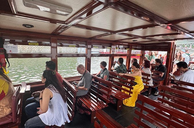 Singapore River Cruise, Night Garden Rhapsody and Spectra Tour - The Singapore River Cruise: The 30-Minute Part You’ll Remember