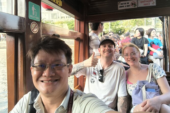 Singapore River Cruise with Spectra & Garden Rhapsody Light Show - Merlion Park: a short stop with maximum photo payoff