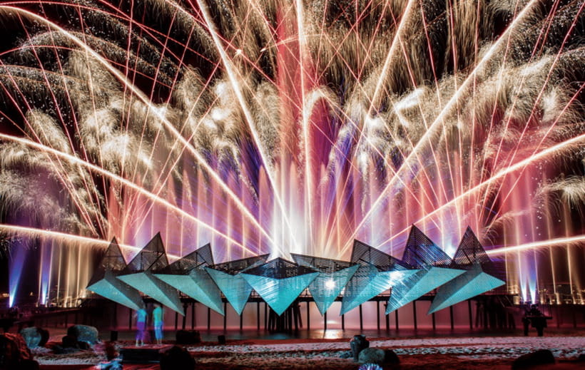 Singapore: Sentosa Wings of Time Fireworks Symphony Ticket - Weather and comfort: the outdoors reality check