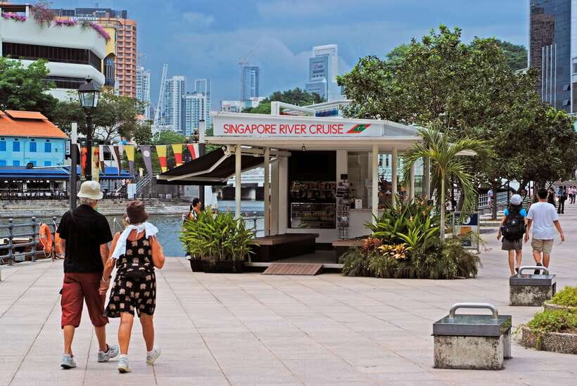 Singapore: Singapore River Cruise - Raffles Landing and the Merlion: the river story you’ll hear in one smooth arc