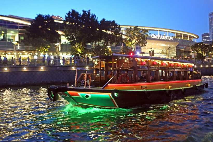 Singapore: Singapore River Cruise - Old quays, restored shophouses, and the river’s modern makeover
