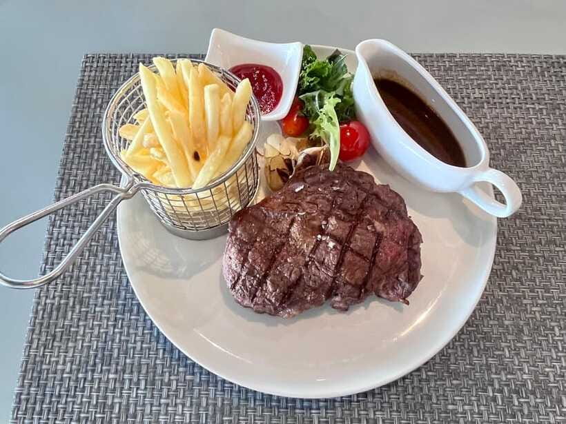 Singapore: Southern Island Cruise & Dining at Clubhouse - The Real Value: Why the Price Makes Sense