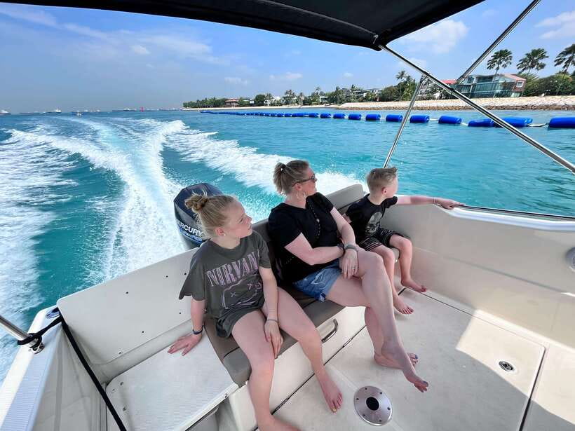 Singapore: Southern Island Speedboat Tour - Fort Siloso jetty, Keppel Harbour, and Dragon Tooth: the route gets more interesting