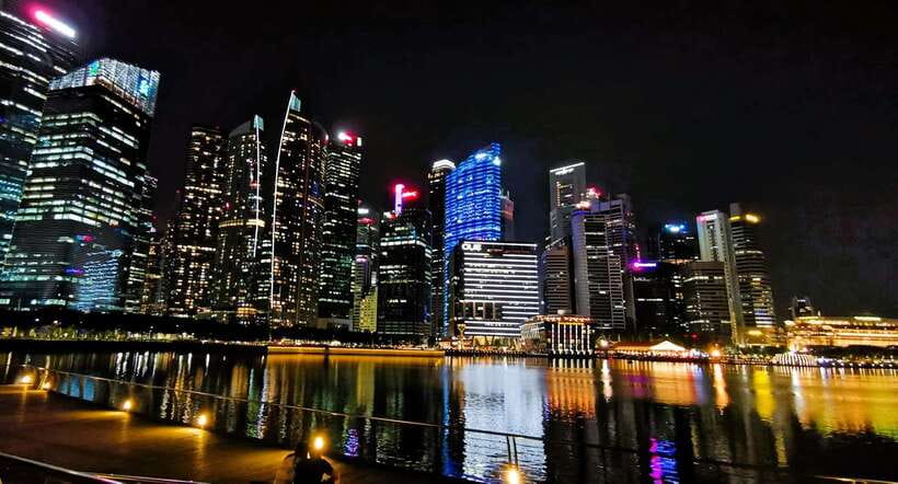 Singapore: Sunset City Tour by Kick Scooter - Civic District momentum: fire station, police station, and the river arc