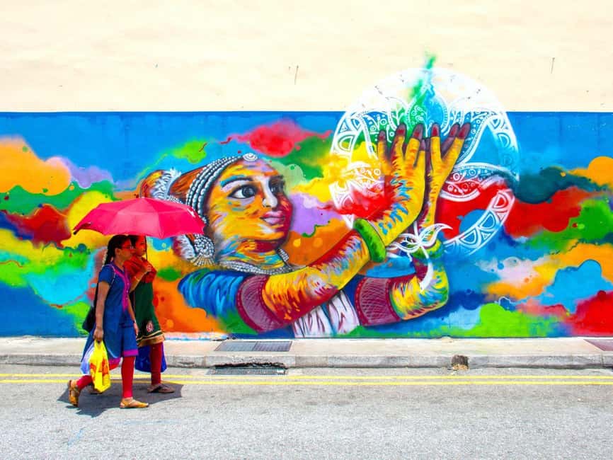 Singapore: Temples, Chinatown and Little India Private Tour - Hotel pickup plus a private group means your day stays calm
