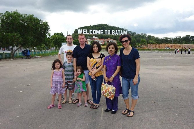 Singapore to Batam:City Tour with Ferry Tickets & Lunch - Should You Book This Batam City Tour?