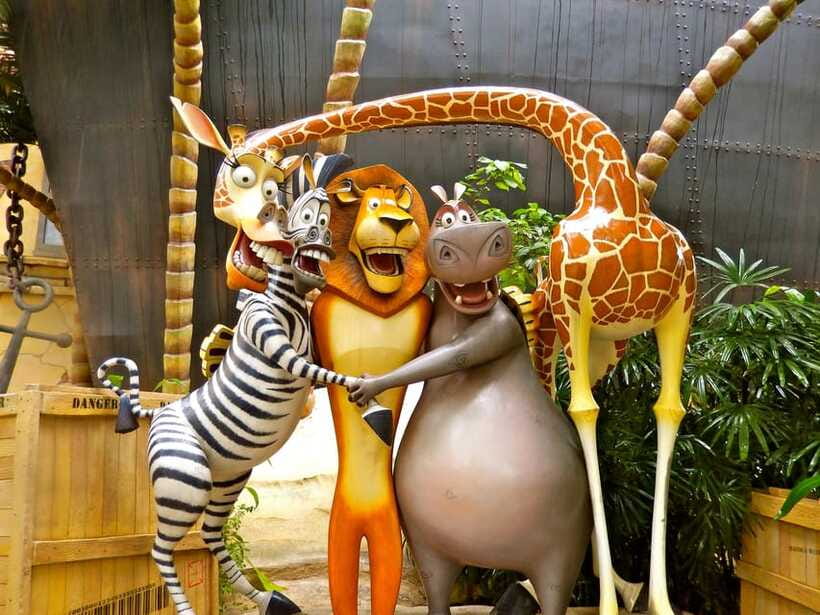 Singapore: Universal Studios Entry Ticket & Hotel Transfer - Rides that deserve a spot on your must-do list