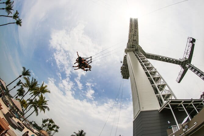 Skypark Sentosa Giant Swing Admission Ticket - How the ride works: from beach-side lift to speeds over 120km/h