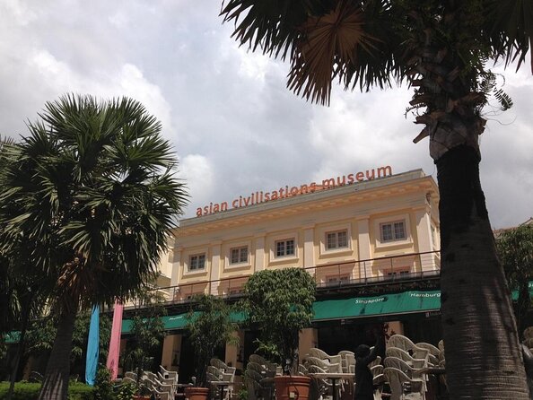 Splendour of Colonial Singapore Walking Tour with Lunch - Victoria Theatre & Concert Hall: a merged legacy you can still read