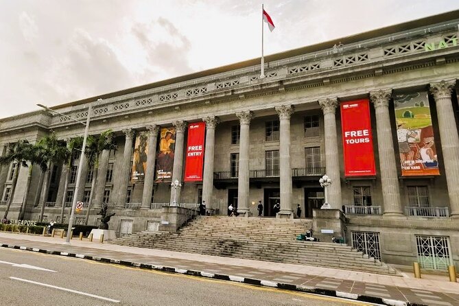 Splendour of Colonial Singapore Walking Tour with Lunch - City Hall to St. Andrew’s Cathedral: the civic story starts