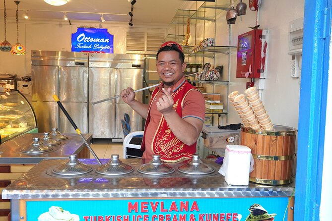 Thread of Faith and Fabric: Singapore Kampong Glam Walking Tour - Sultan Mosque and the heart of the precinct