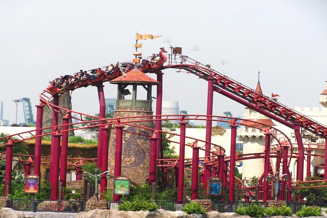 Universal Studios Singapore + Roundtrip Transfers - Who should book this package—and who should think twice