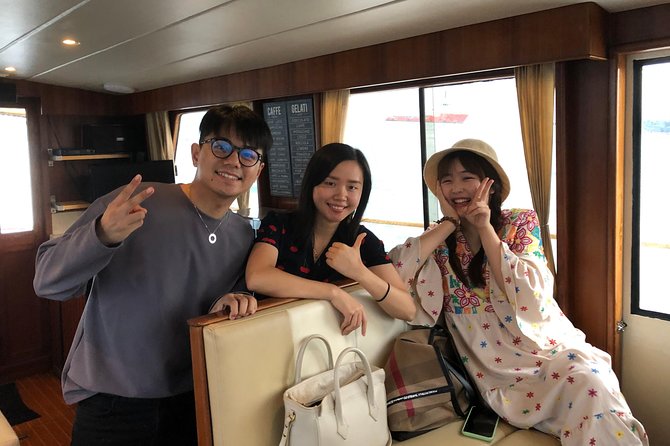 YachtCruiseSG Kusu Island Speedboat Heritage Tour - Getting to Sentosa Cove and Boarding Without Getting Flustered